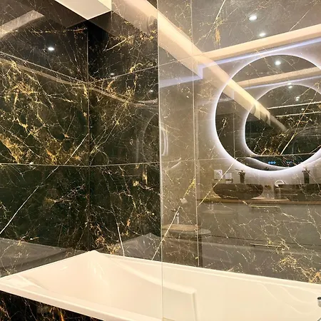 Neuf Standing - Jacuzzi A Strasbourg Apartment *